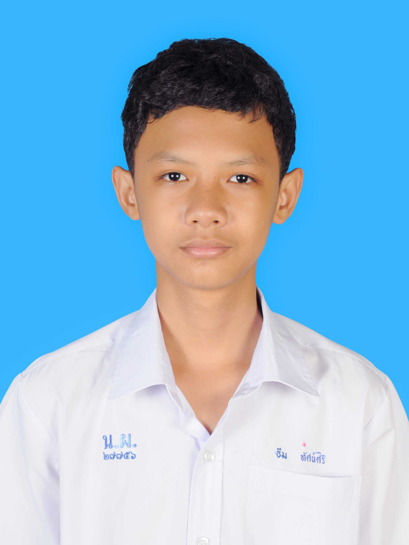 เด็กชายธีม  ทัศน์ศิริ